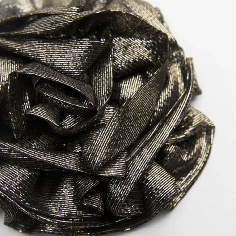 NWT ZARA SILK BLEND FLORAL BROOCH BLACK - Picture 3 of 5